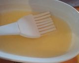 A picture of step 3 of Crockpot Lemon & Herb Chicken W/Gravy.