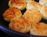 A picture of step 9 of Taiwanese Daikon Radish Cakes.
