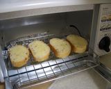 A picture of step 4 of Easy Onion Gratin Soup.