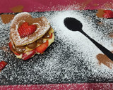 Foto del paso 7 de la receta: Corazones con dulce de leche, pastelera y fresas 🍓❤️