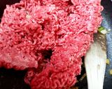 A picture of step 2 of My Chilli Beef. 😘.