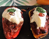 Foto del paso 4 de la receta: Mini pimientos de colores rellenos de carne a la mexicana y burrata