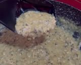 A picture of step 4 of Rosemary mushroom chicken.