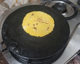 A picture of step 7 of मक्के की रोटी और सरसों का साग.