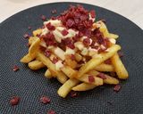 Foto langkah ke 4 dari resep French Fries with Cheese Sauce.