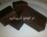 صورة لخطوة 10 من وصفة الواح الشوكولاتةالداكنه