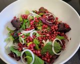 A picture of step 3 of Salad with crispy Iberian ham and pomegranate.