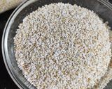 A picture of step 2 of Rajgira granola bar.