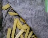 A picture of step 2 of Pizza fries.