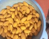 A picture of step 1 of Roasted Almonds.