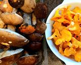 A picture of step 1 of Fried potatoes with wild mushrooms.