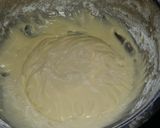 A picture of step 4 of Ooey gooey butter cake :-).