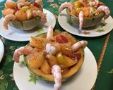 Une image de l'étape 11 de Melons aux crevettes, tomates cerises et bleu d'Auvergne.