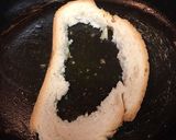 Foto del paso 3 de la receta: Tostada rellena de calabacín, anchoa y queso de cabra