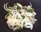 A picture of step 4 of Umami-rich Vongole Bianco.