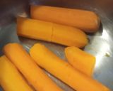Φωτογραφία βήματος 2 της συνταγής Ρολό κιμά γεμιστό με αυγό και καρότα