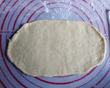Foto langkah ke 7 dari resep Garlic Cheese Bread.