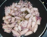 Foto langkah ke 2 dari resep Oseng cumi asin pete.