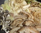 A picture of step 5 of Kurumabu Simmered in Ginger and Soy Sauce.