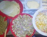 A picture of step 5 of Fish n meat rolls.
