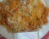 A picture of step 1 of Singaporean rice.