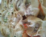 A picture of step 5 of Alfredo Broccoli Chicken Shells.