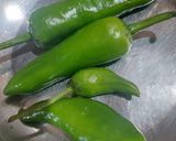 A picture of step 2 of Mirchi with dahi.