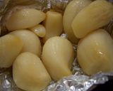 A picture of step 2 of Handy Garlic Oil.