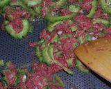 A picture of step 5 of Sautéed Bitter Melon and Corned Beef.