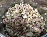 Foto del paso 3 de la receta: Risotto de setas y bacon