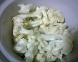 Foto del paso 1 de la receta: Coliflor con tomate,cúrcuma y hierbas provenzales (olla de cocción lenta-slow cooker-CrockPot).