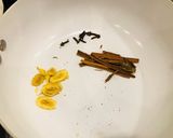 Foto del paso 1 de la receta: Vino navegado (trago de invierno)