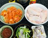 Foto langkah ke 1 dari resep Ayam Tomat 🍗🍅🥘.