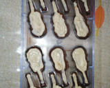 Foto del paso 11 de la receta: Bombones de chocolate rellenos con ganache de mazapán