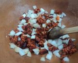 Foto del paso 2 de la receta: Guisado ranchero de cerdo y chorizo con verduras de la huerta el Ocote