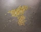 Foto langkah ke 4 dari resep Nasi Goreng Minyak Wijen.