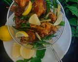 Foto langkah ke 8 dari resep Ayam Tangkap Saus Lemon.