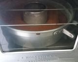 Foto langkah ke 7 dari resep Bolu karamel/ Bolu sarang semut.