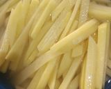 Foto langkah ke 1 dari resep French fries (kentang goreng ala KFC).