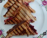A picture of step 5 of Beetroot sandwich.