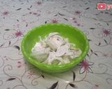 Foto langkah ke 1 dari resep Onion Rings (Bawang Bombay Crispy).