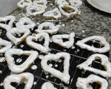 Foto del paso 10 de la receta: Corazones o rosquitas nevadas