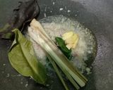 Foto langkah ke 3 dari resep Mangut Lele MPASI 22 Bulan.