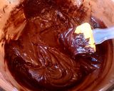 A picture of step 2 of Cookie dough cake.