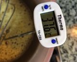 صورة لخطوة 1 من وصفة تورتة جنواز الشوكولاتة بكريمة الزبدة 🎂