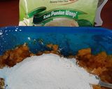 Foto langkah ke 2 dari resep Bola-bola Labu Kuning Goreng.