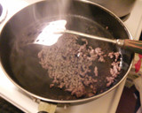 A picture of step 2 of Minced beef & onion with mash & gravy.