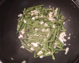 Foto del paso 6 de la receta: Trigueros con judías y huevos