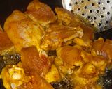 A picture of step 2 of Chicken Curry 😋😋.