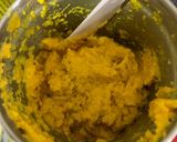 A picture of step 2 of Indonesian Yellow Chicken Soup (Soto Ayam).
